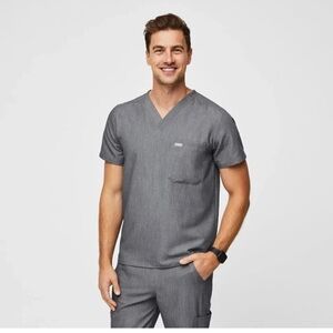 Men’s Leon Figs Gray V-Neck Scrub Top in Size Medium, NWOT